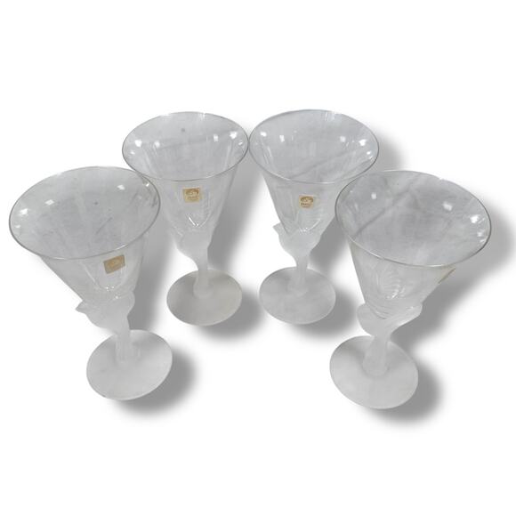 Sasaki Wings Crystal Wine Glasses 7" White Design Elegant Glassware Set of 4 - Picture 1 of 8